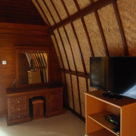 Sandy Beach Bungalows Gili Air Exterior foto