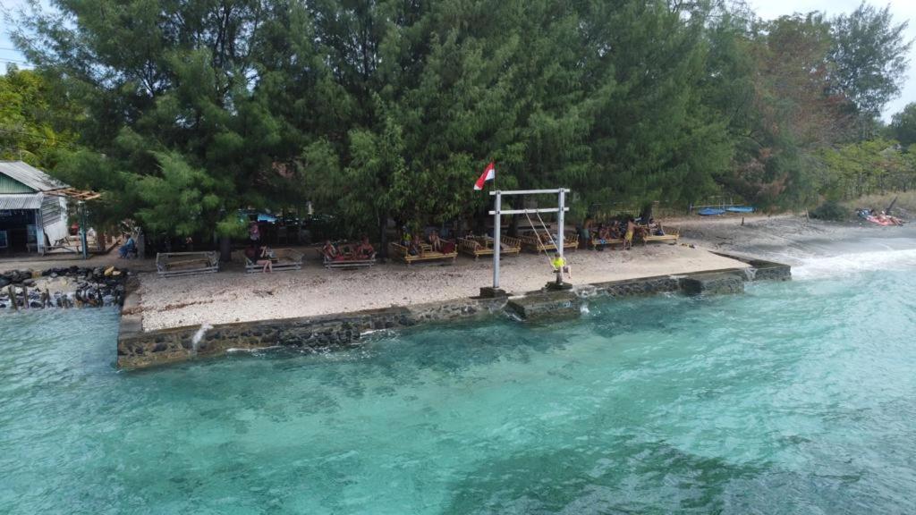 Sandy Beach Bungalows Gili Air Exterior foto