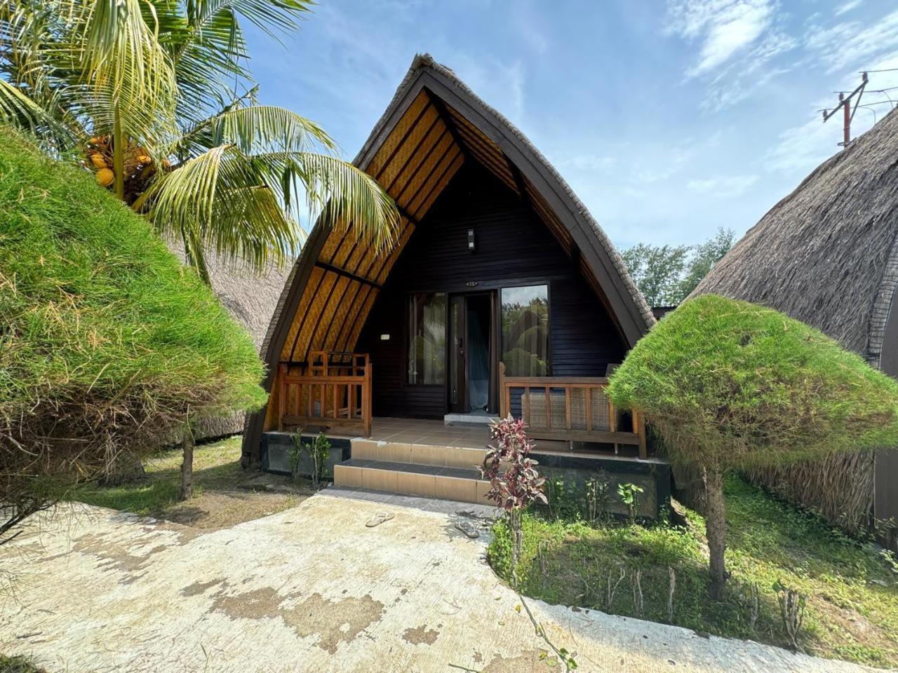 Sandy Beach Bungalows Gili Air Exterior foto