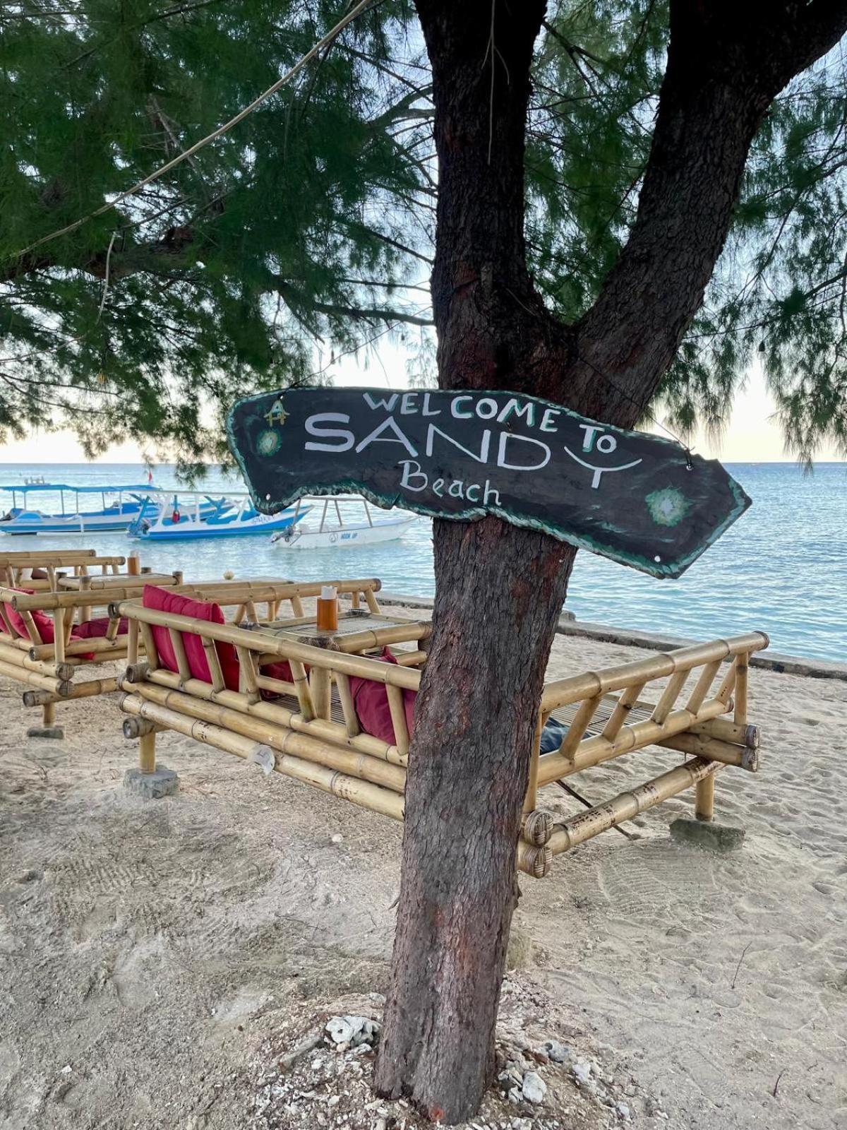 Sandy Beach Bungalows Gili Air Exterior foto