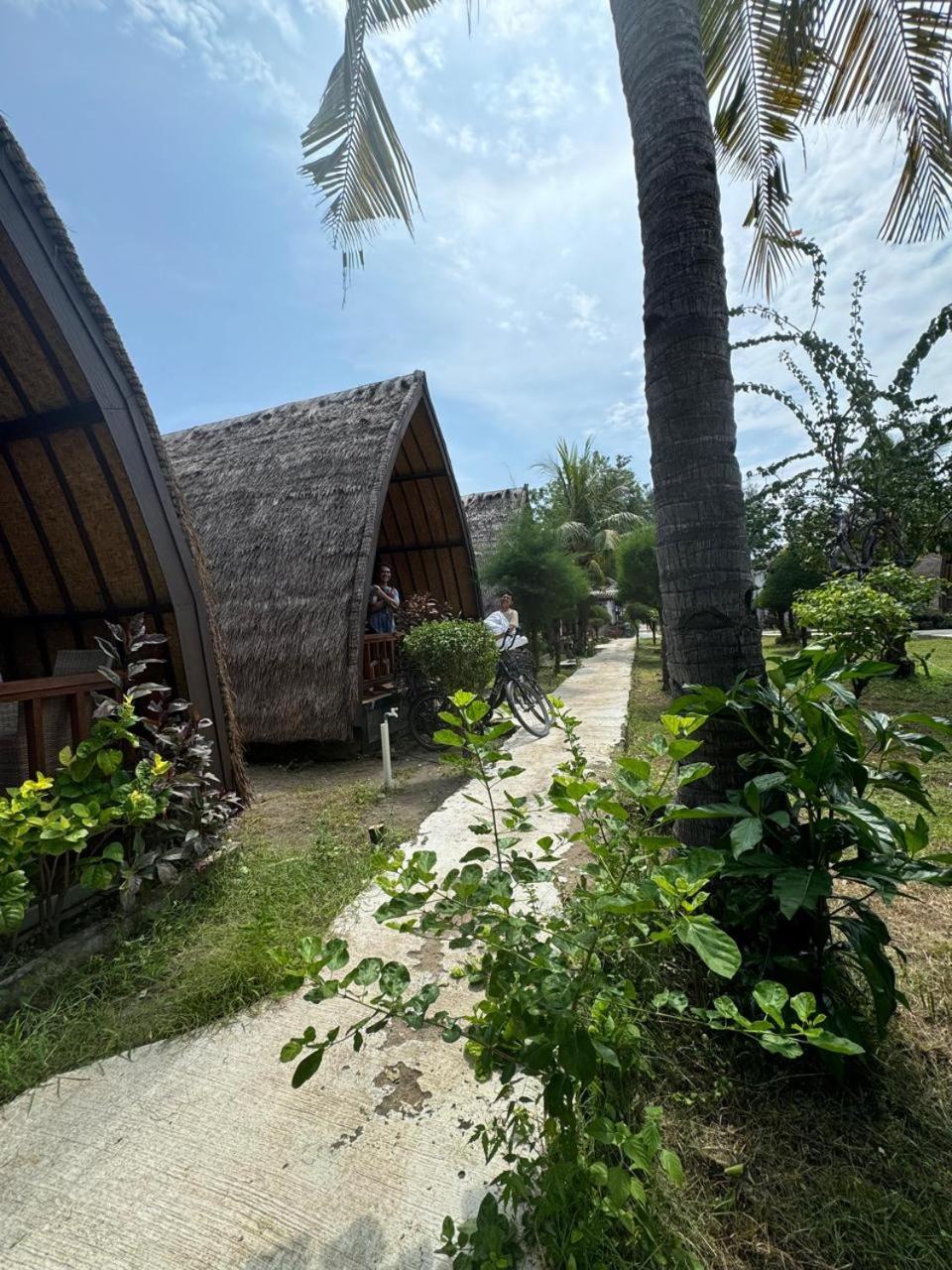 Sandy Beach Bungalows Gili Air Exterior foto