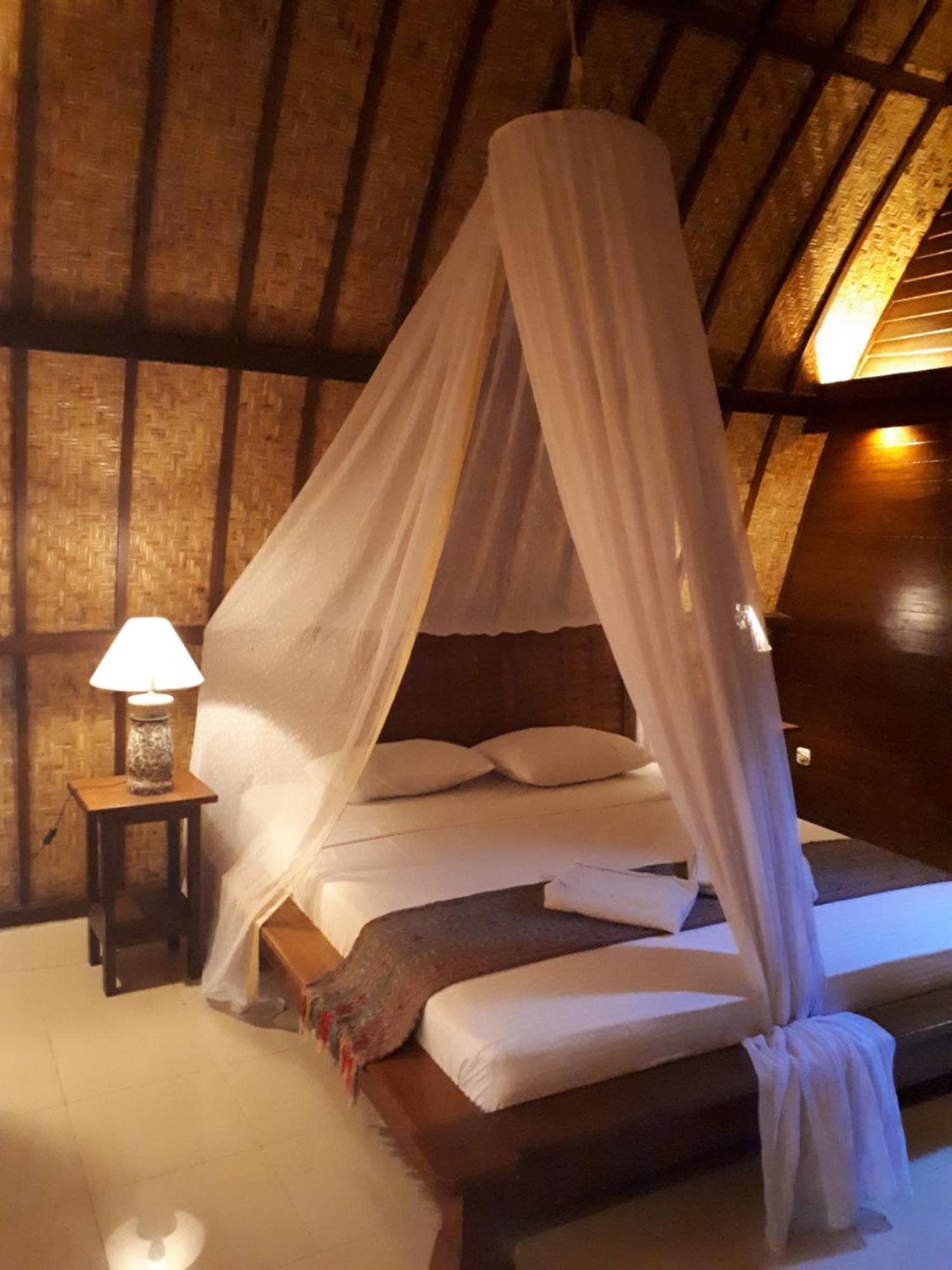Sandy Beach Bungalows Gili Air Exterior foto