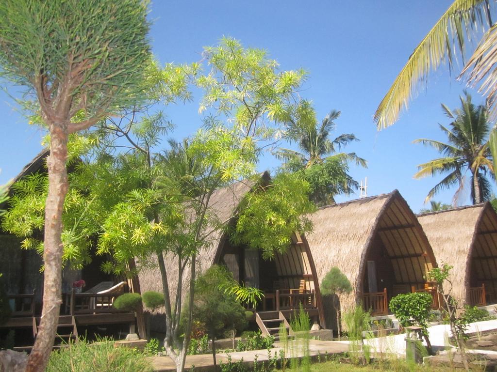 Sandy Beach Bungalows Gili Air Exterior foto