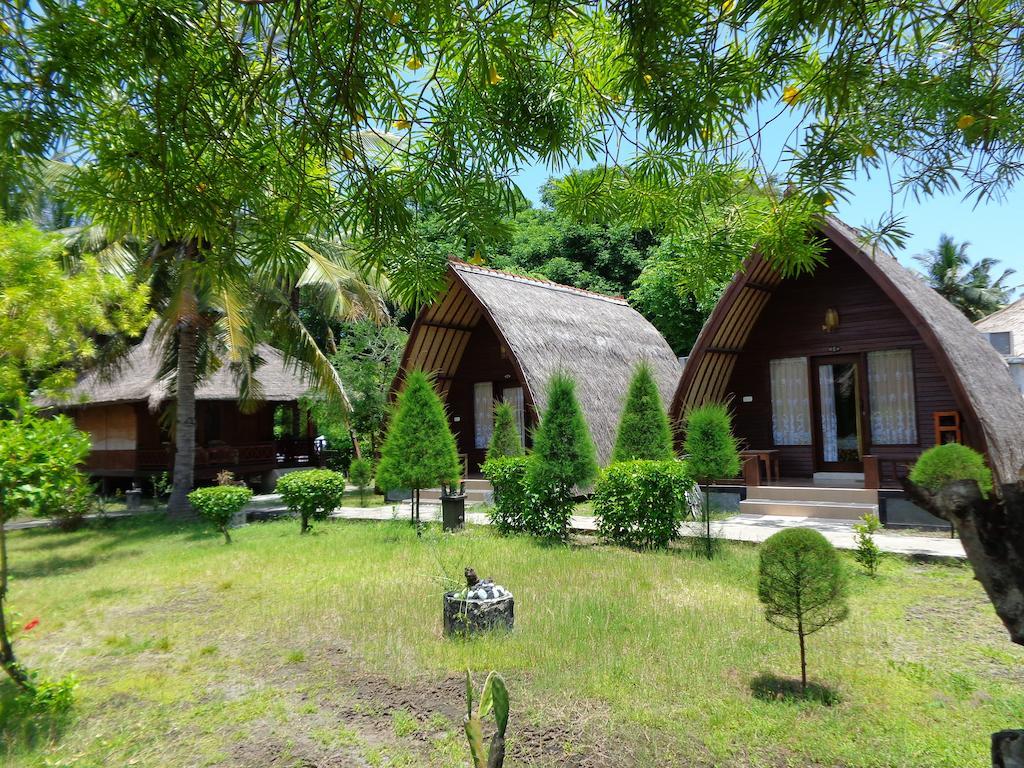 Sandy Beach Bungalows Gili Air Exterior foto