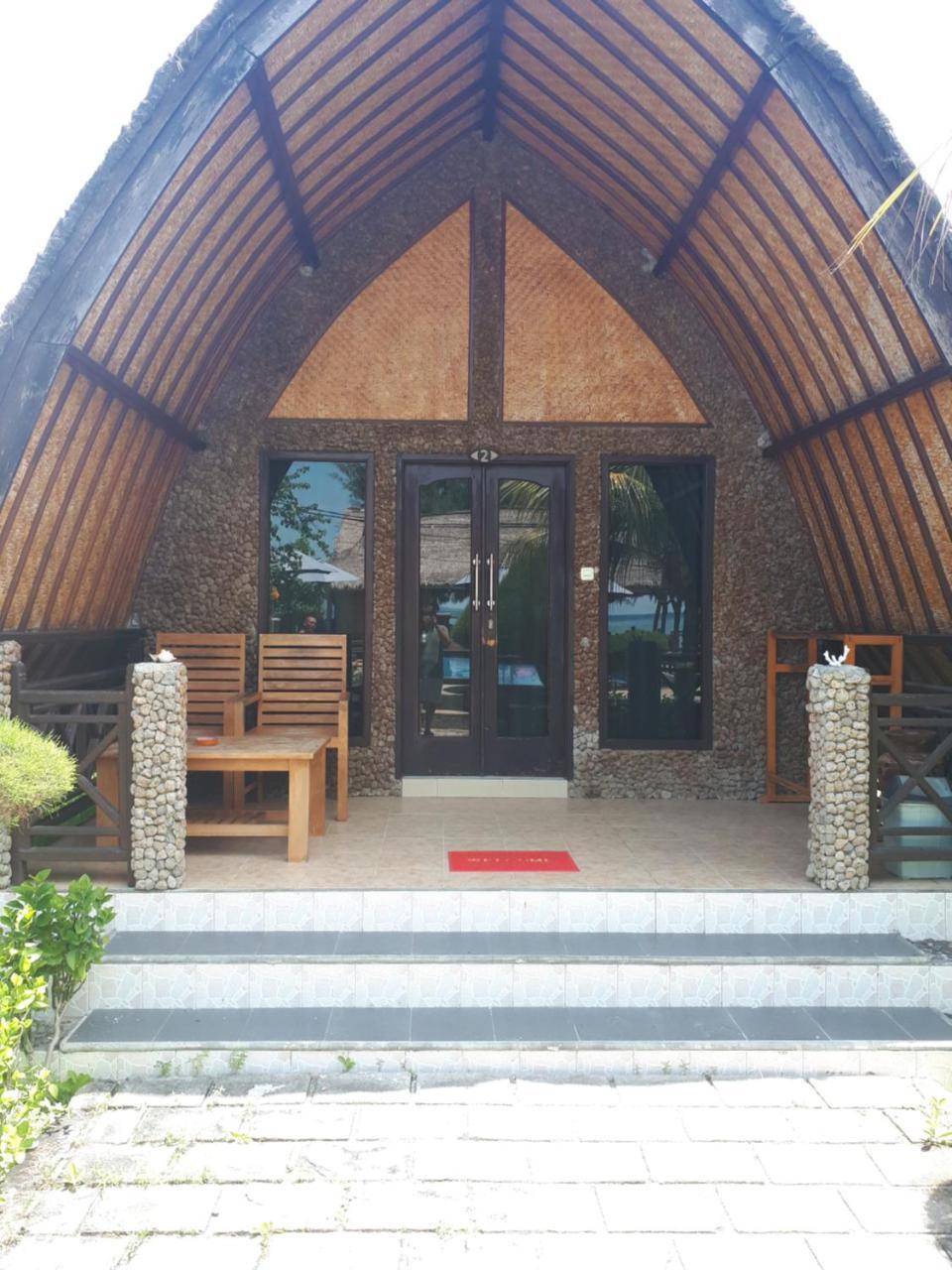Sandy Beach Bungalows Gili Air Exterior foto